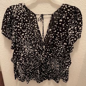 Forever 21 Black and White Blouse